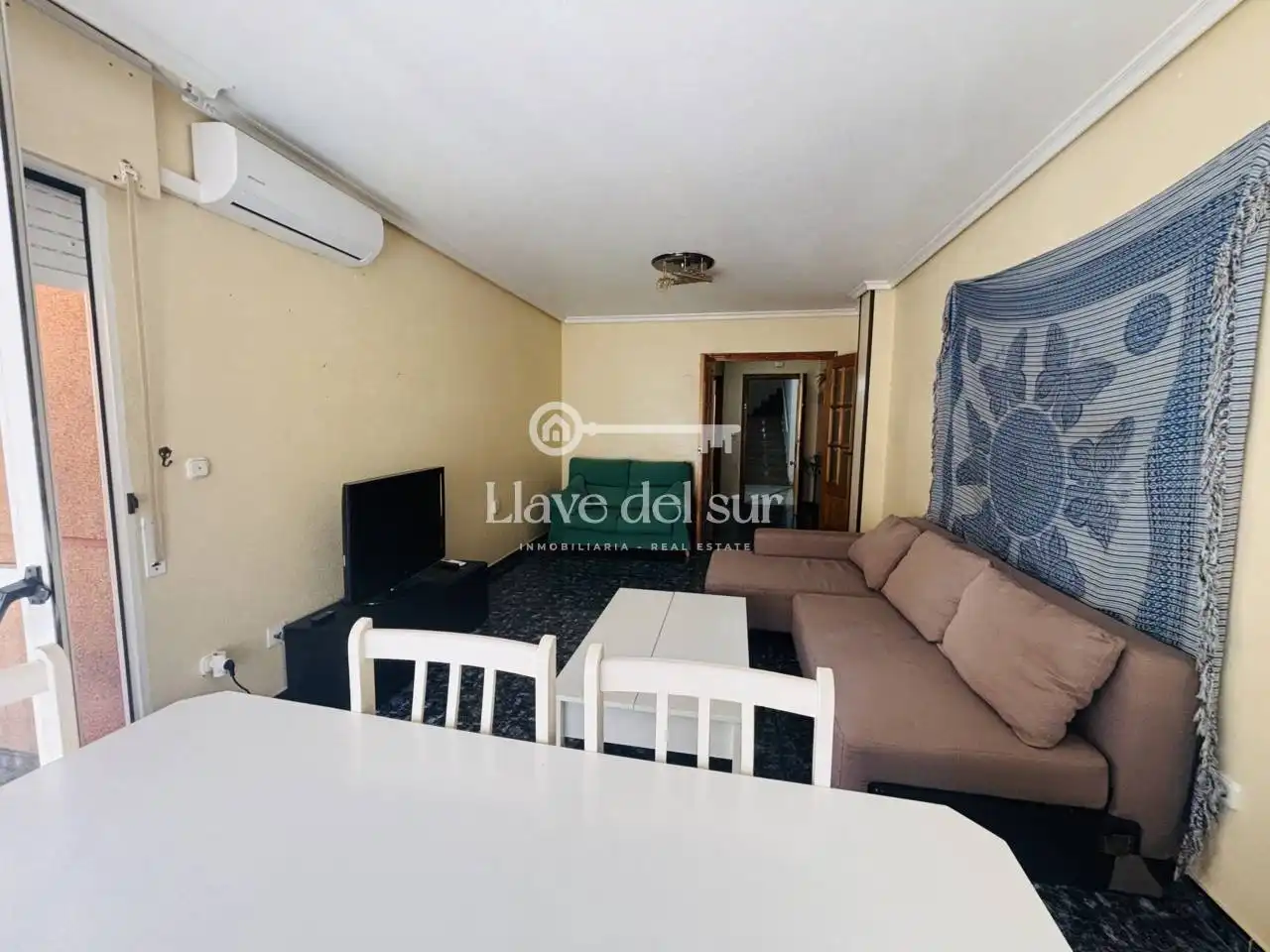 Flat with terrace for sale in Calle Lotería, imagen 4