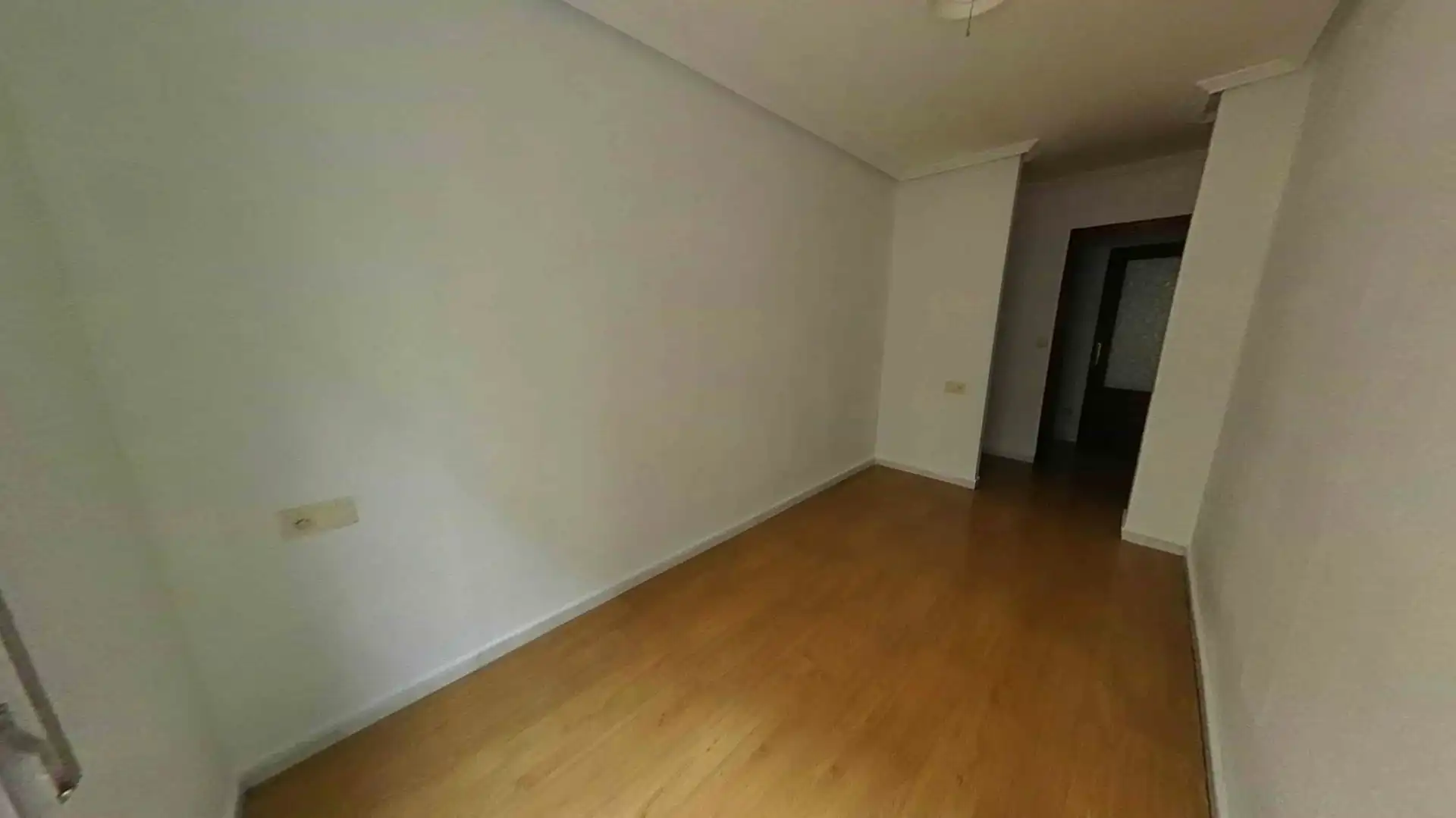Wohnung zum Verkauf in Benavente mit Heizung, Ofen und Balkon