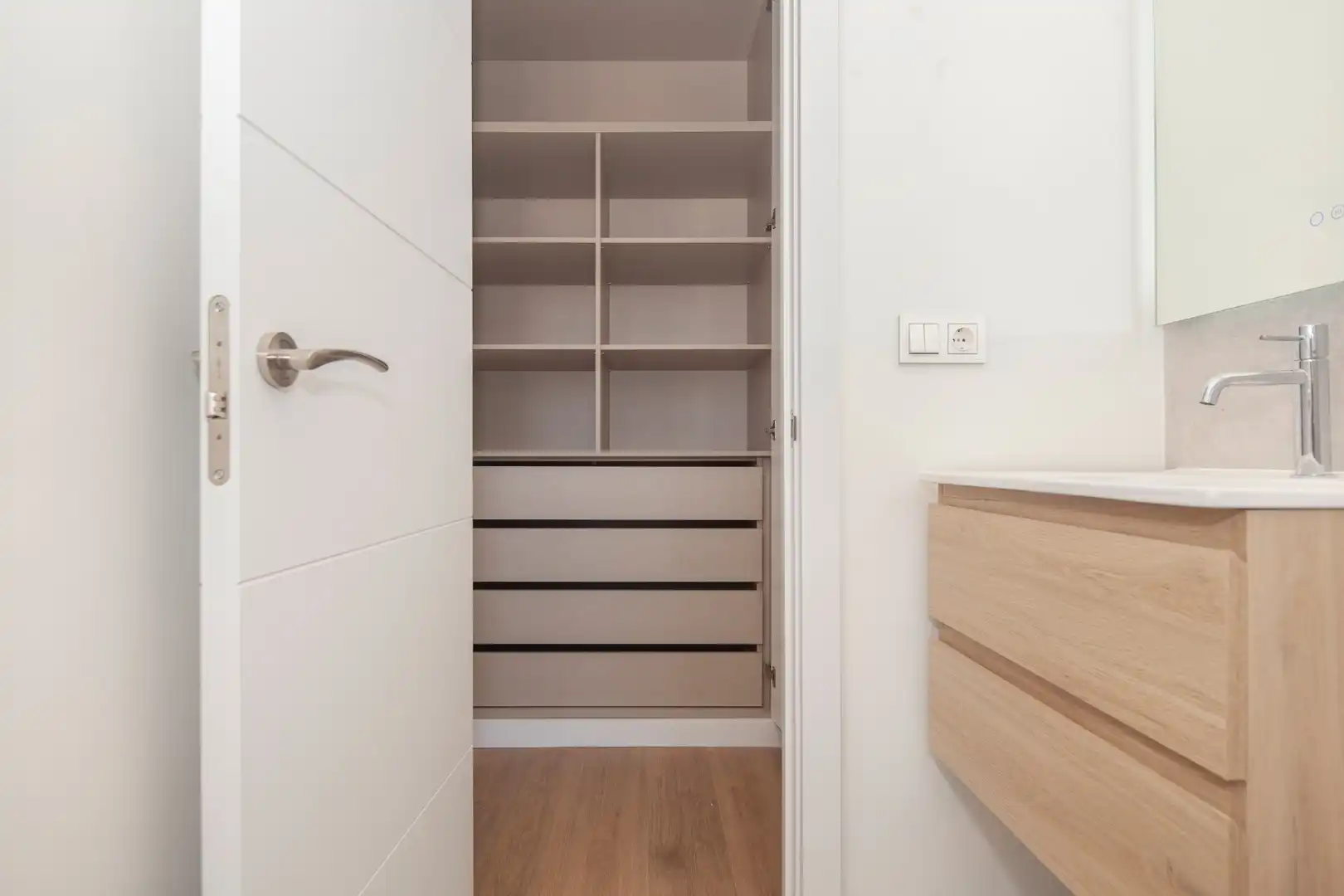 Piso con terraza en venta en Avinguda del Paral·lel, imagen 20