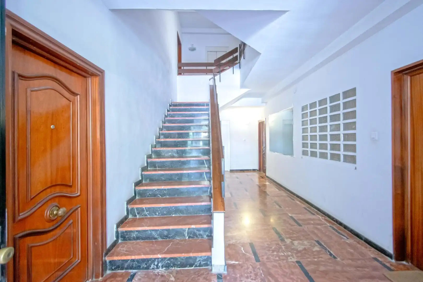Piso en venta en Sevilla con Terraza y Amueblado
