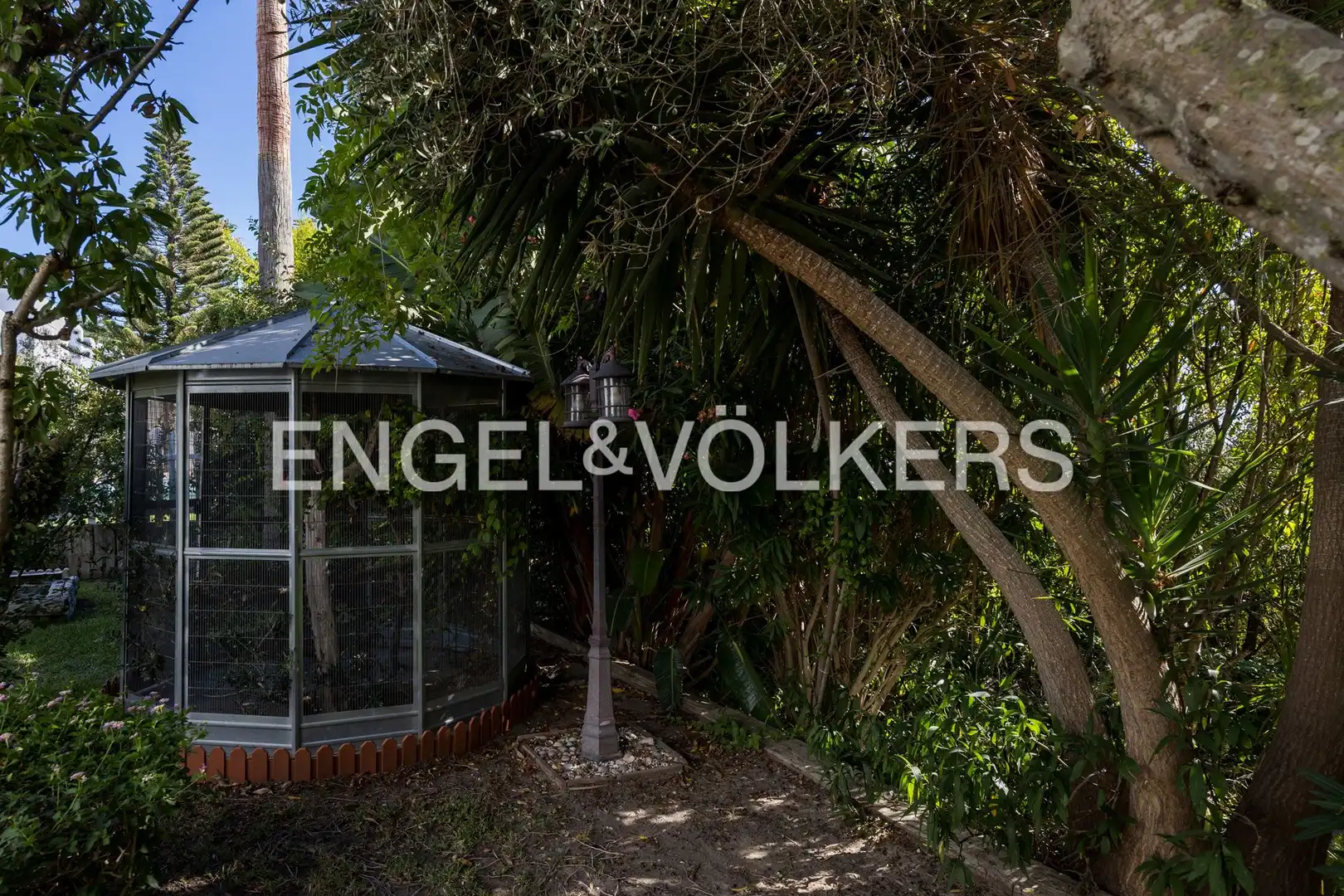 Casa o xalet en venda en Sanlúcar de Barrameda amb Aire condicionat, Calefacció i Jardí privat