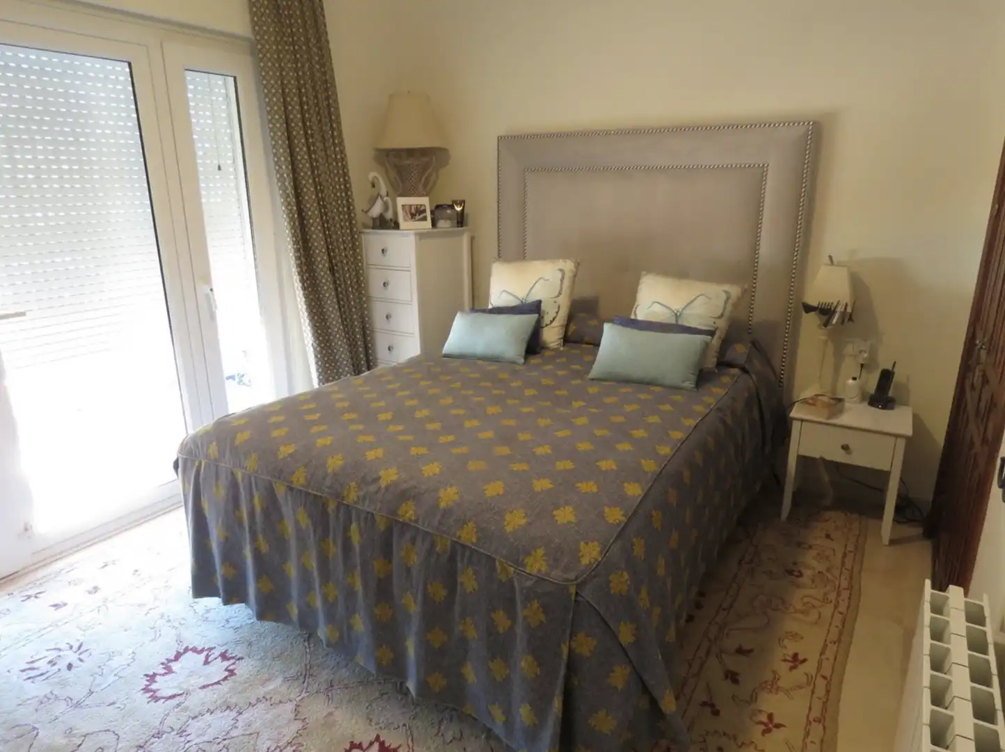 Habitación de Casa o chalet en venta en Benahavís con Aire acondicionado, Calefacción y Jardín privado