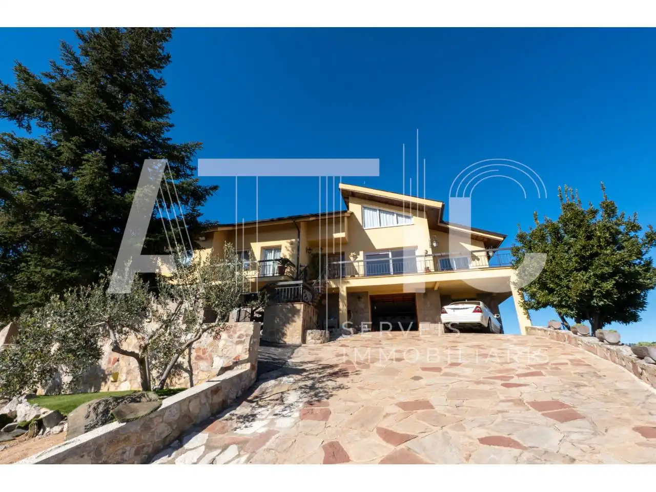 Vista exterior de Casa o xalet en venda en Castellar del Vallès amb Aire condicionat, Calefacció i Terrassa