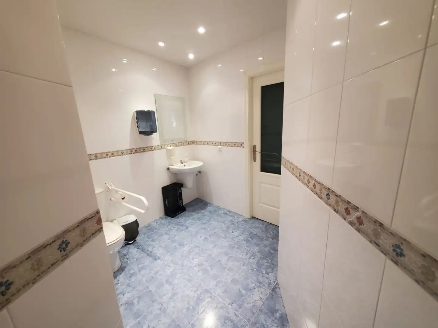 Commercial properties for rent in Malagón