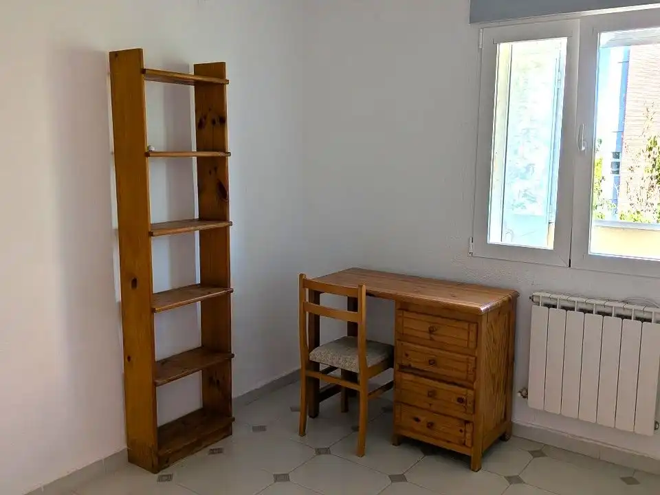 Habitación de Piso en venta en  Madrid Capital con Terraza