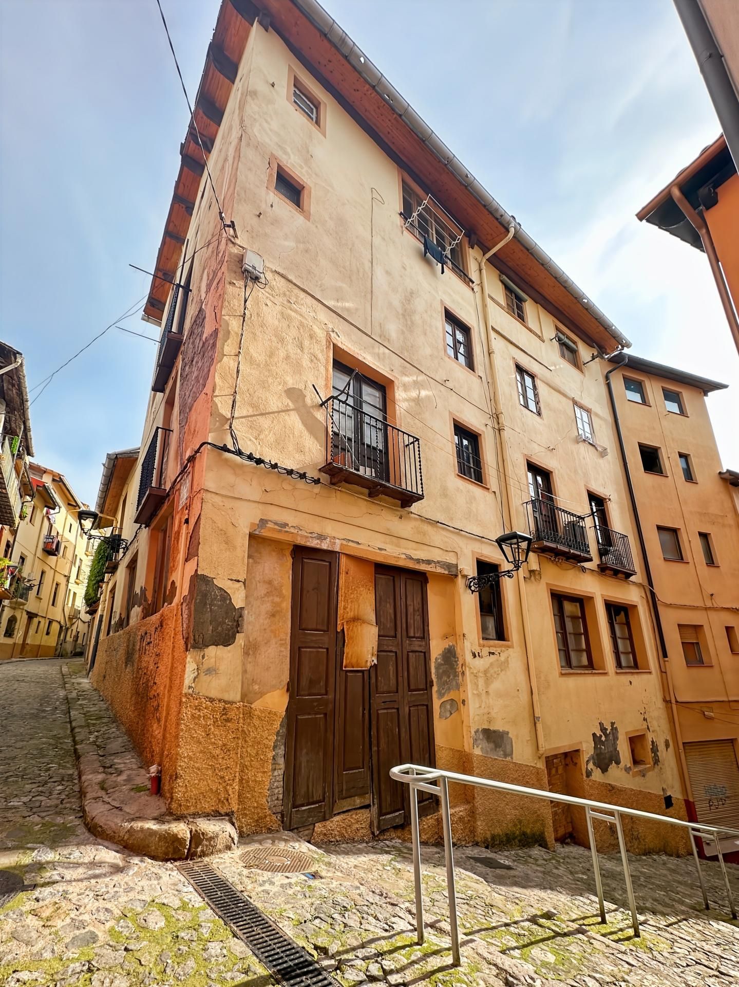 Exterior view of Flat for sale in Berga