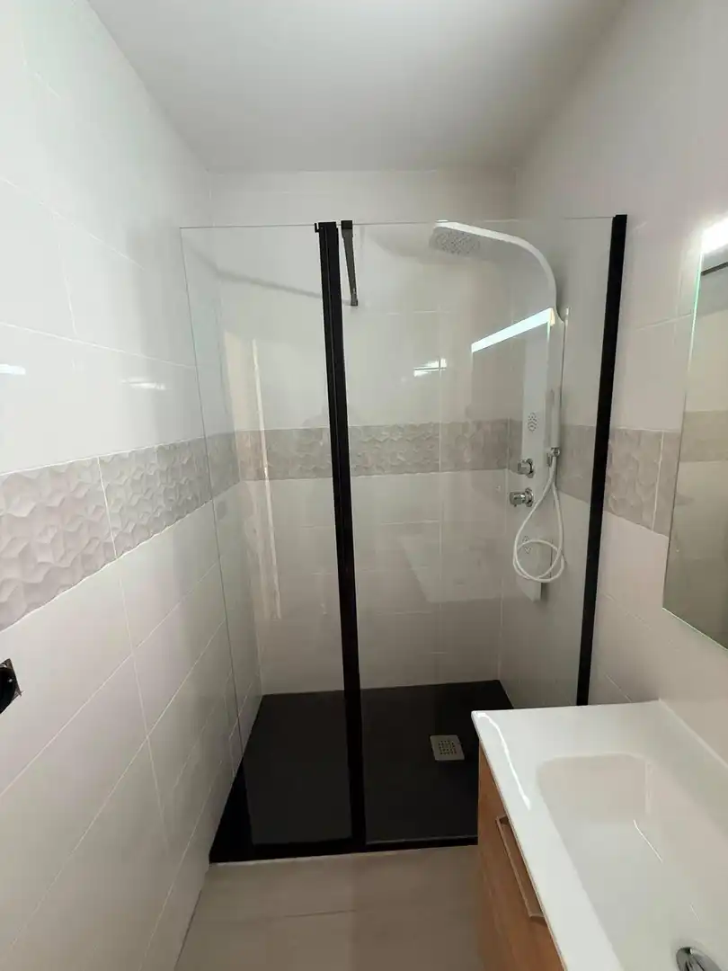 Bathroom of Ground floor for rent in Alcobendas  with Air Conditioner and Heating
