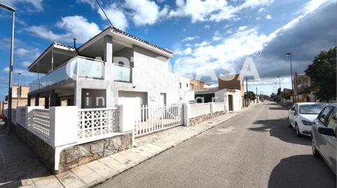 Foto 3 de Casa o xalet en venda a Calle Lagunas de Ruidera, Los Urrutias, Murcia