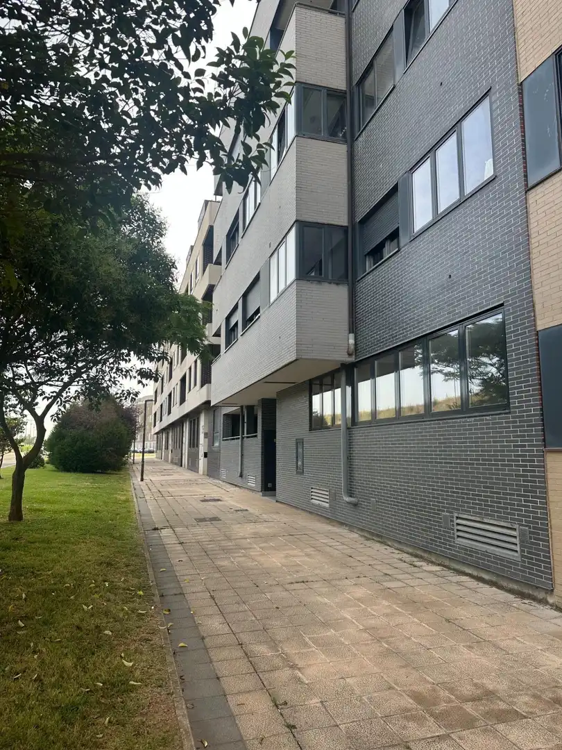 Exterior view of Flat for rent in Burgos  with Heating, Storage room and Furnished