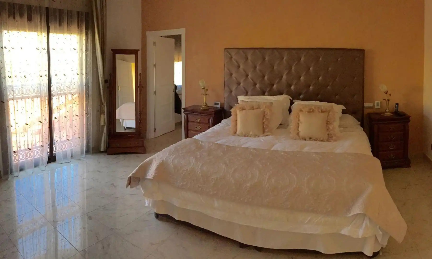 Dormitori de Casa o xalet en venda en Antequera amb Aire condicionat, Calefacció i Jardí privat