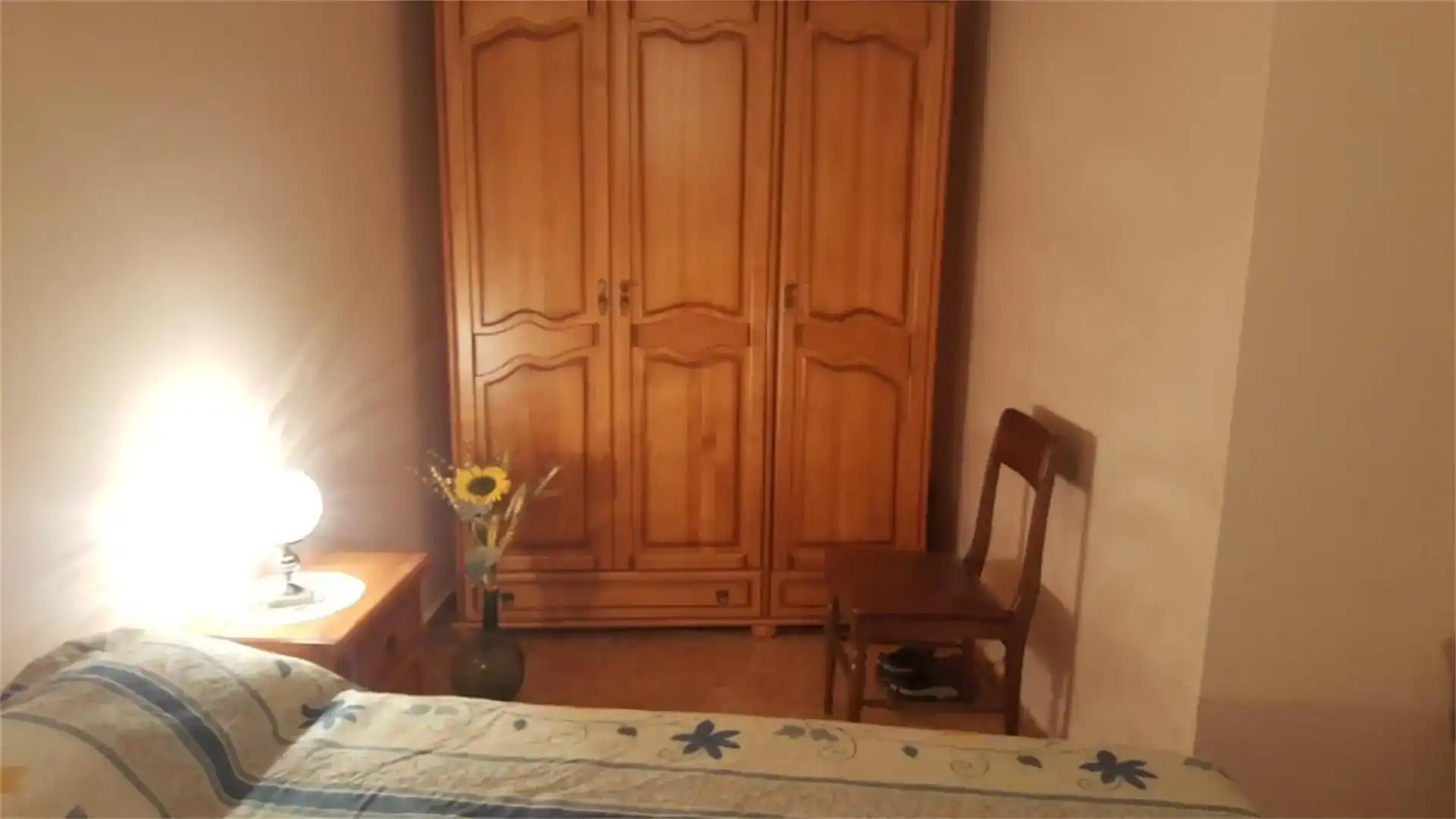 Habitación de Casa adosada en venta en Valdeverdeja con Amueblado, Lavadora y Microondas