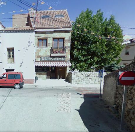 Building for sale in Navalafuente