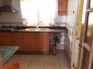 Cocina de Casa adosada en venta en Tavernes de la Valldigna con Aire acondicionado, Calefacción y Terraza