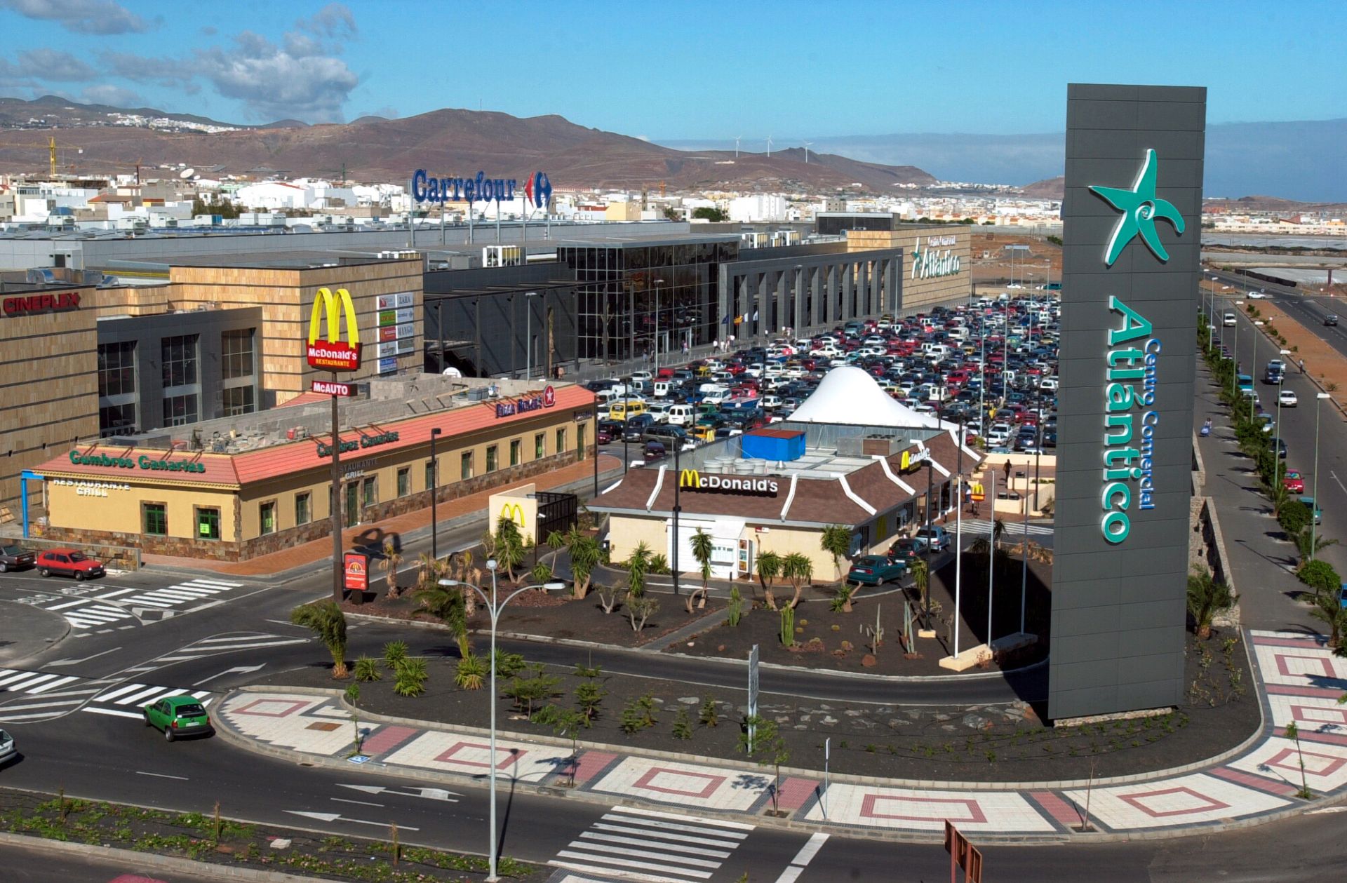 Vista exterior de Casa adosada en venta en Santa Lucía de Tirajana con Aire acondicionado, Terraza y Trastero