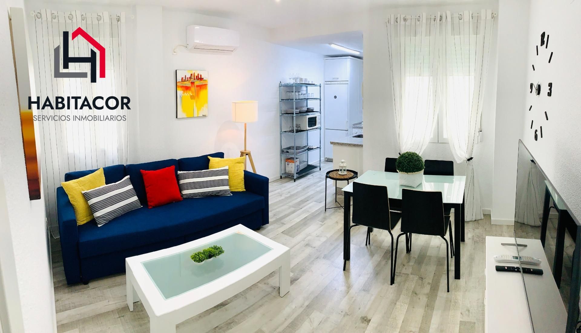 Sala d'estar de Apartament de lloguer en  Córdoba Capital amb Aire condicionat i Calefacció