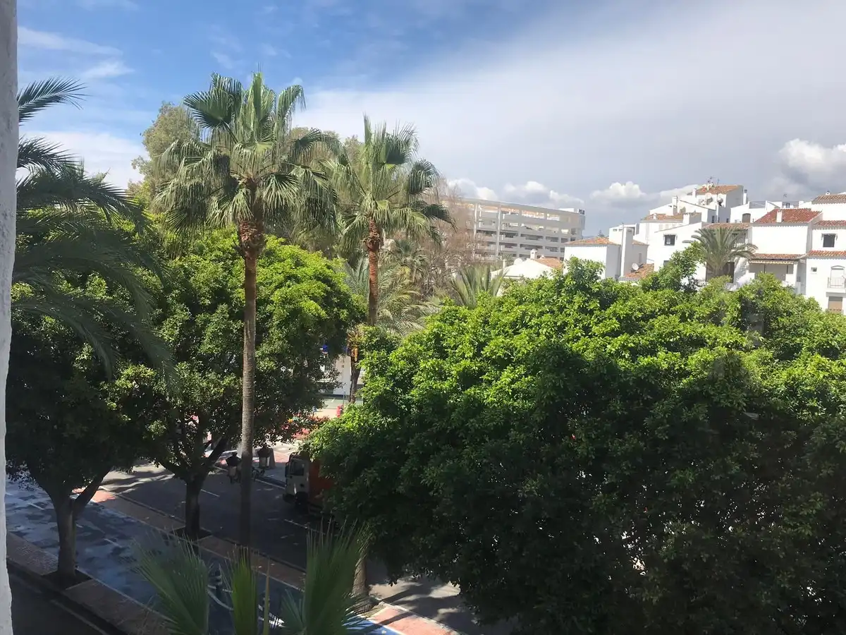 Flat with lift for sale in Nueva Andalucía