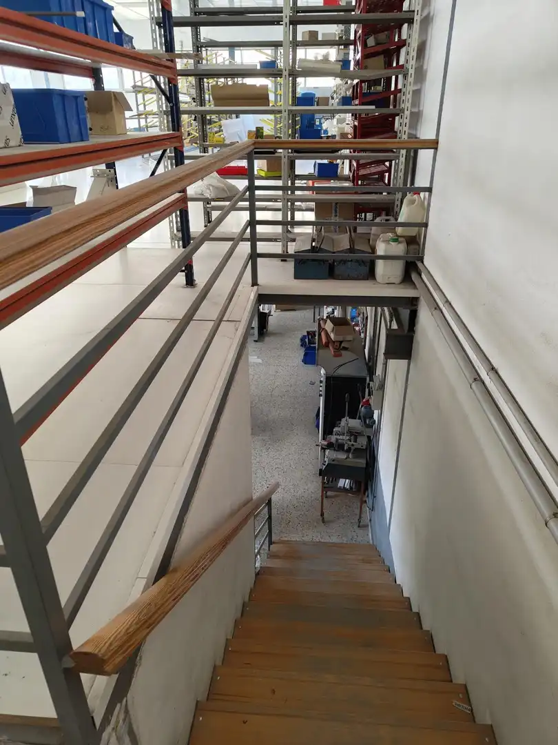 Nau industrial de lloguer en Elda