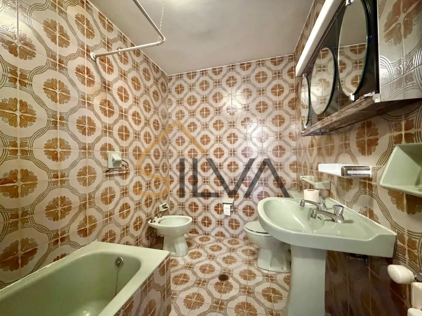 Bathroom of Flat for sale in Monforte de Lemos  with Storage room and Balcony