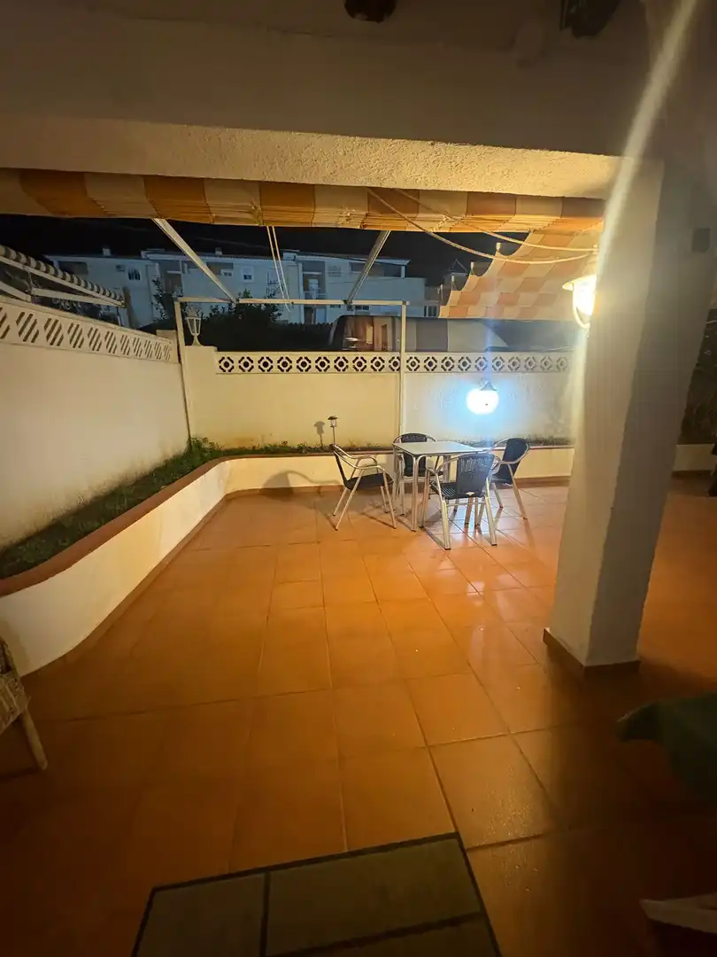 Casa adosada en venda a Les Bassetes - El Marjal