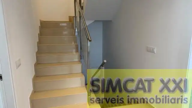 Houses for sale in Avinyonet de Puigventós