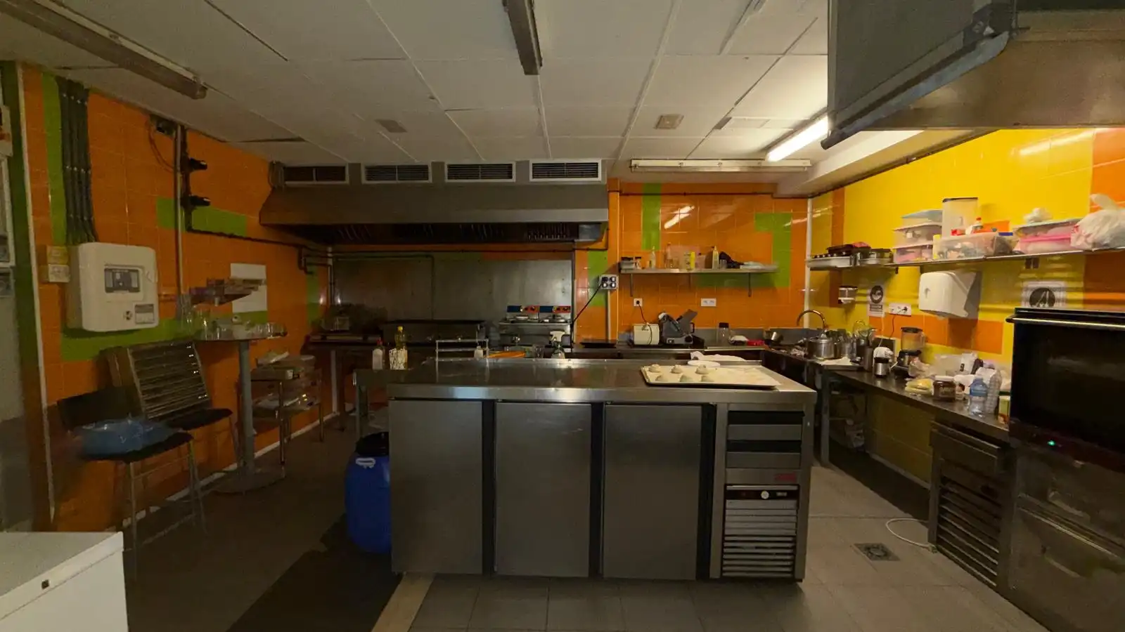 Local comercial en traspàs a Avinguda de la Constitució, imagen 14