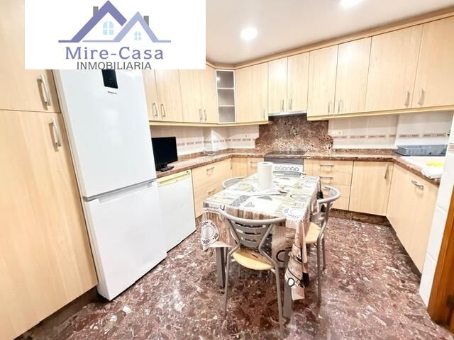 Cuina de Pis de lloguer en Elche / Elx amb Aire condicionat, Moblat i Balcó