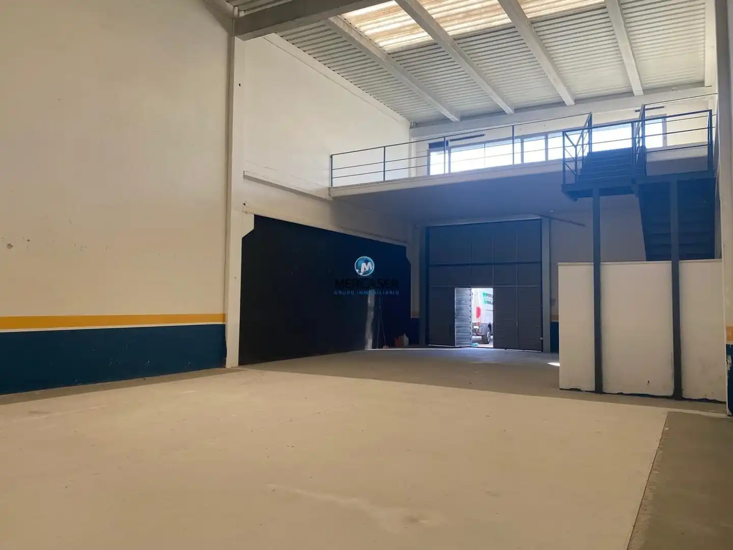 Fabrikhallen zur Miete in Meco