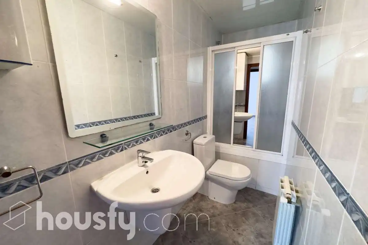 Flat for sale in CL PRAT DE LA RIBA, Cementiri Vell
