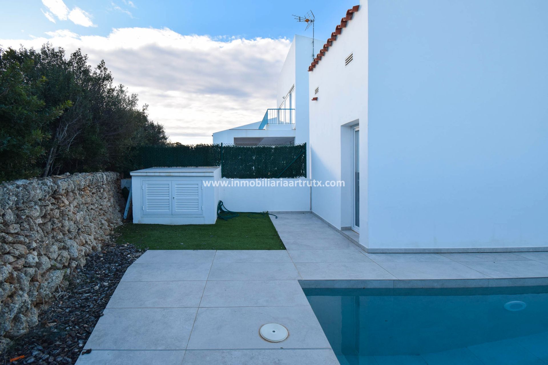 Swimming pool of House or chalet for sale in Ciutadella de Menorca  with Air Conditioner, Parquet flooring and Terrace
