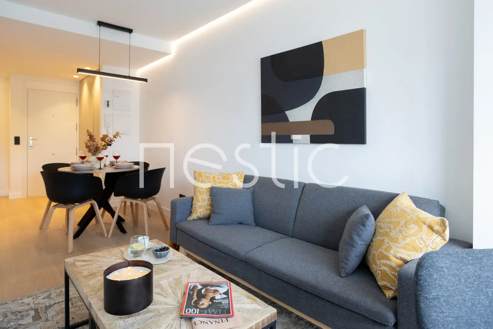 Sala d'estar de Apartament de lloguer en Madrid amb Aire condicionat, Calefacció i Moblat