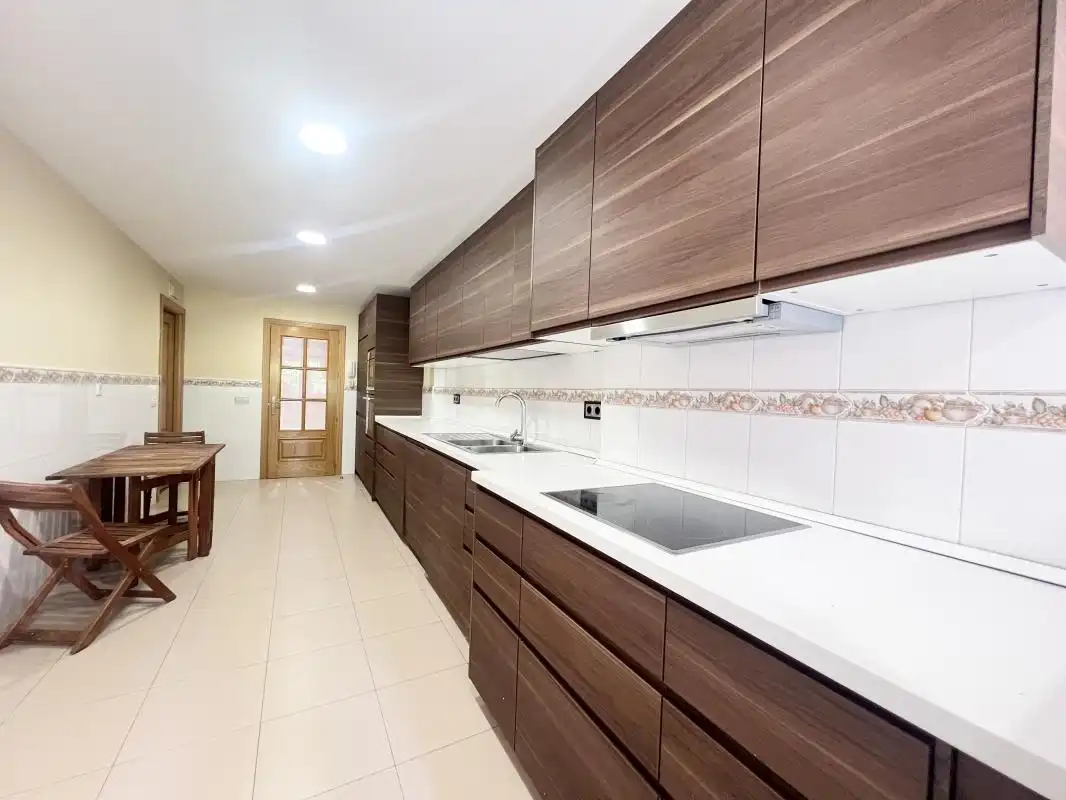 Kitchen of Flat for rent in Madrid  with Air Conditioner, Heating and Swimming Pool