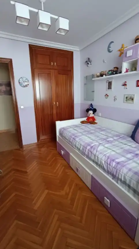 Schlafzimmer von Wohnung zum Verkauf in Valladolid mit Heizung, Privatgarten und Abstellraum