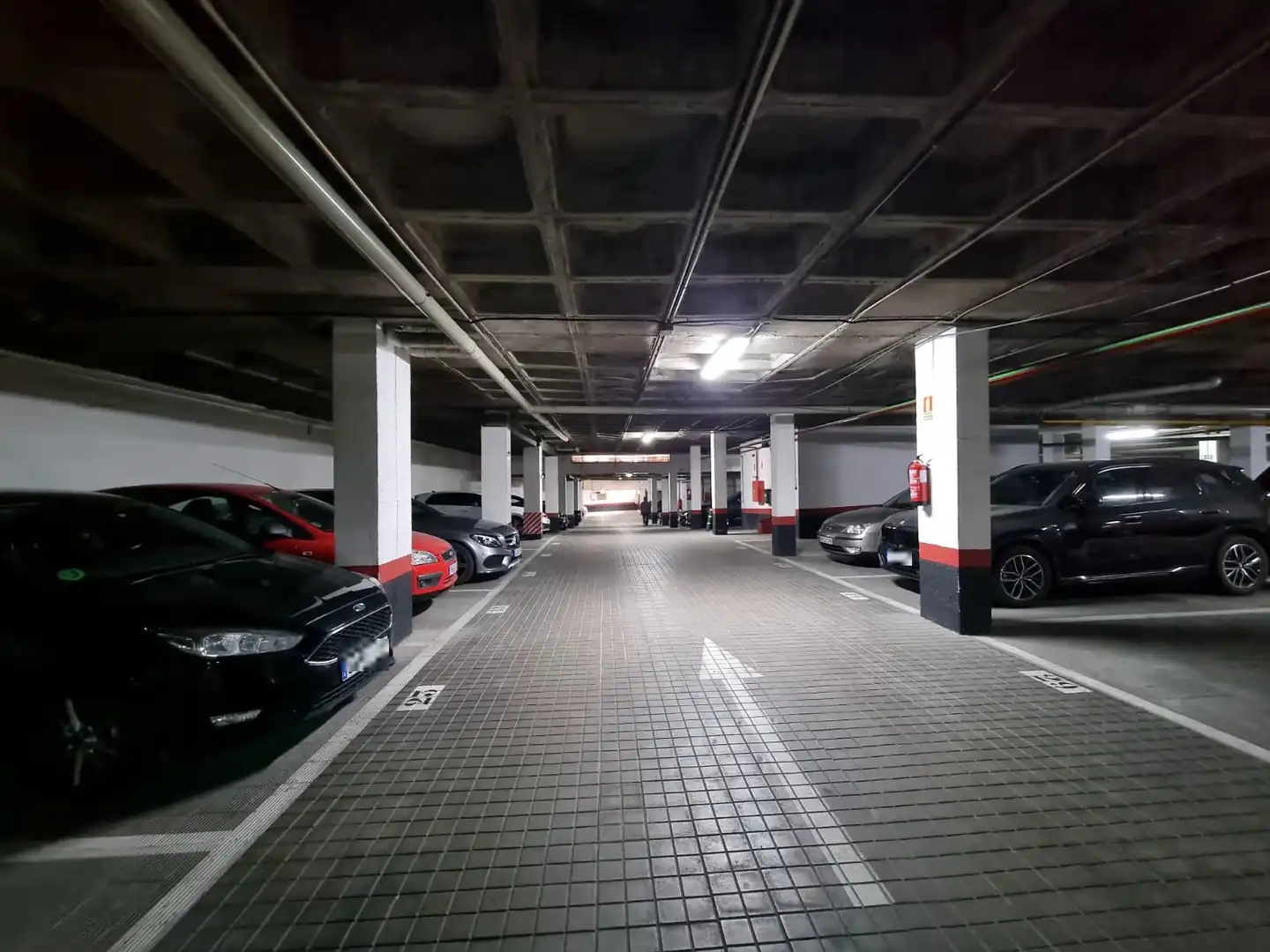 Parking de Piso en venta en Madrid con Aire acondicionado y Calefacción