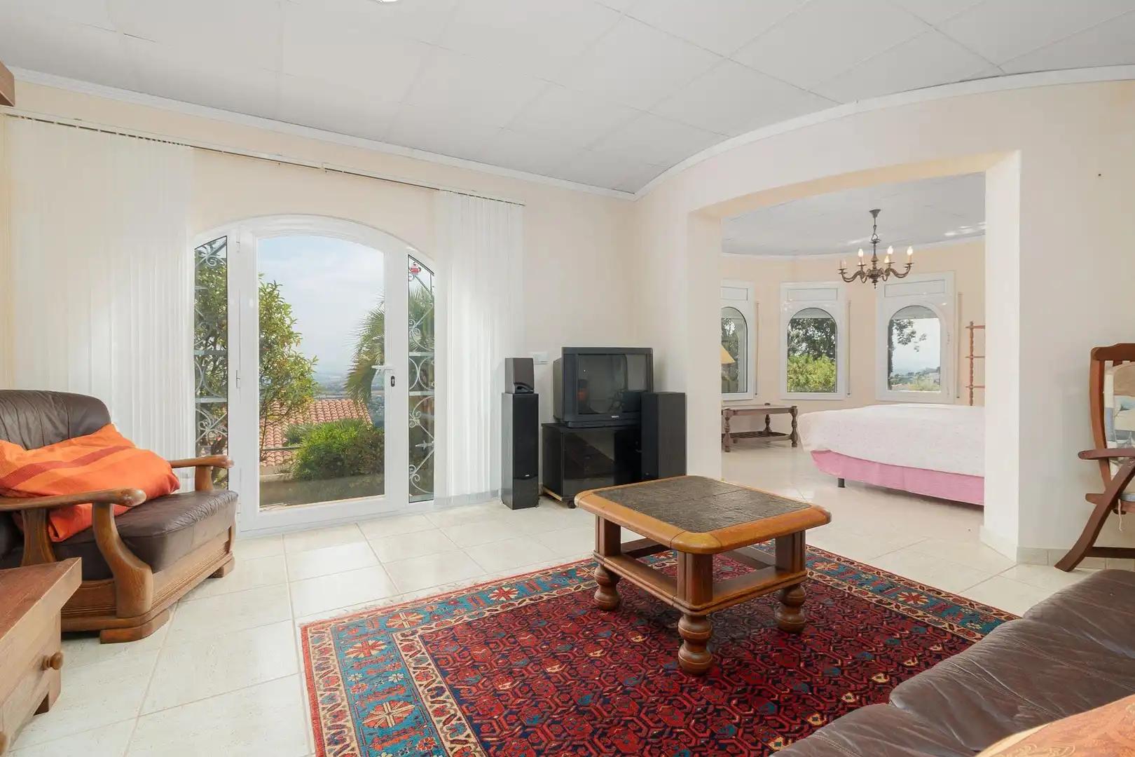 Sala d'estar de Casa o xalet en venda en Roses amb Aire condicionat, Calefacció i Terrassa