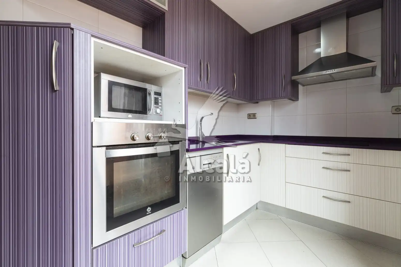 Cocina de Ático en venta en Alcalá de Henares con Aire acondicionado, Calefacción y Terraza