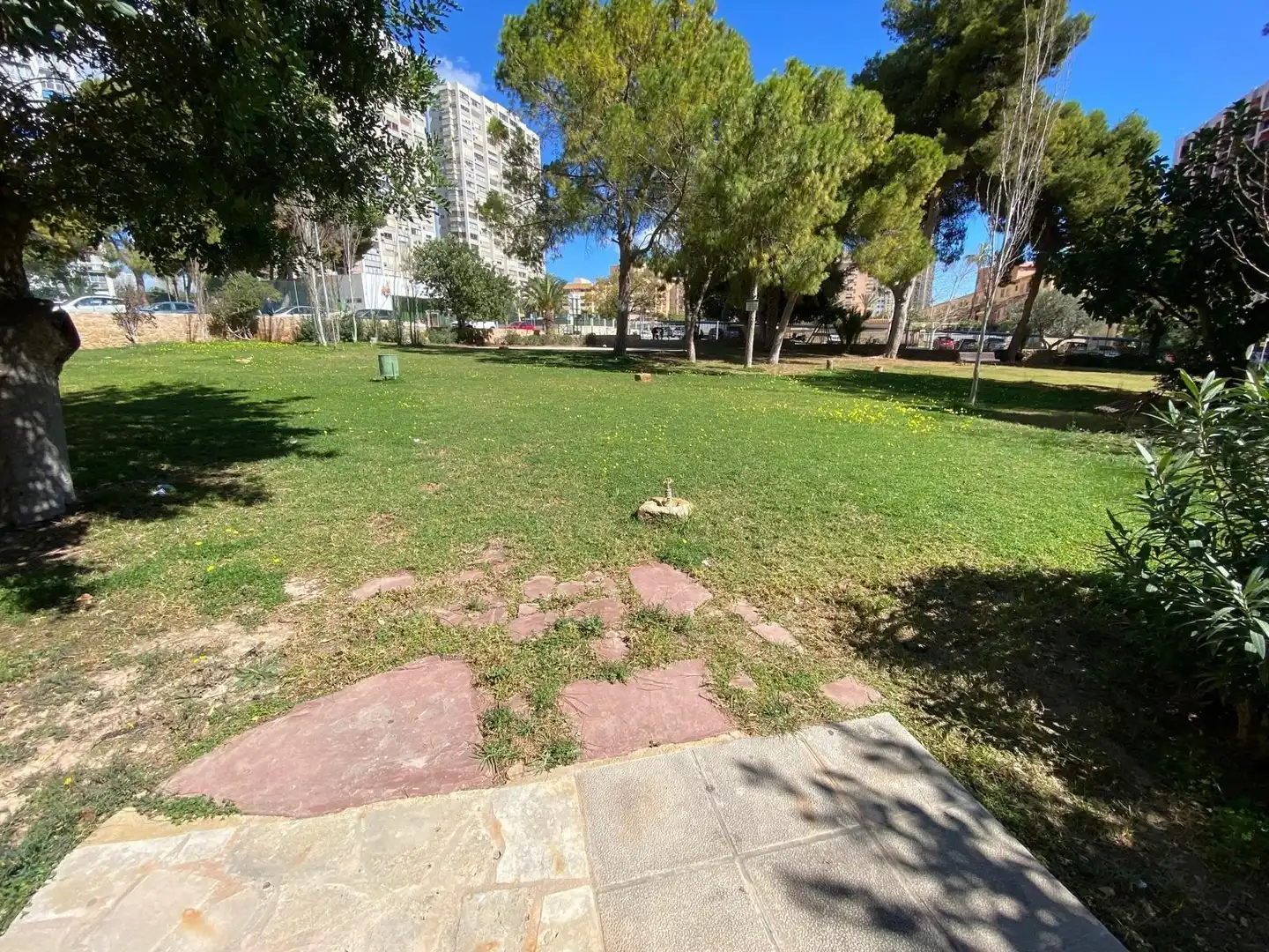 Piso en venta en Benidorm con Aire acondicionado, Calefacción y Jardín privado