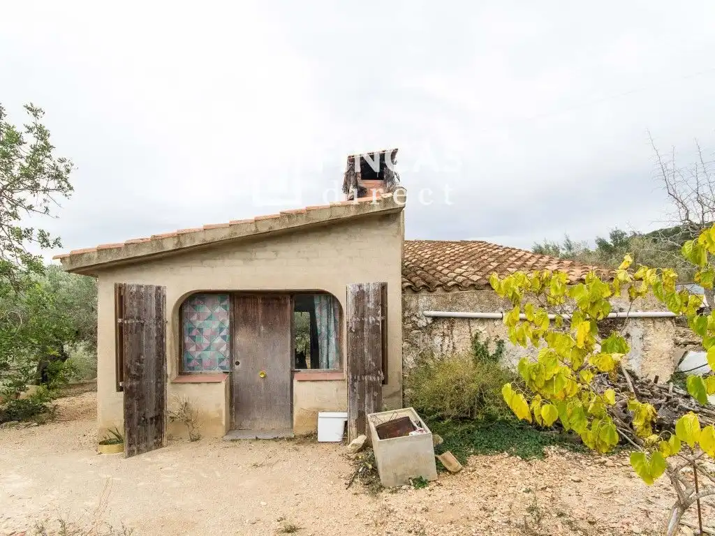 Vista exterior de Finca rústica en venda en Tortosa amb Moblat