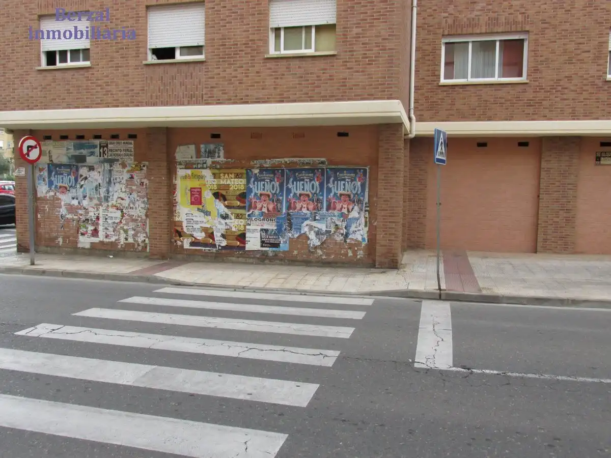 Local comercial de lloguer a Calle El Coso, imagen 2