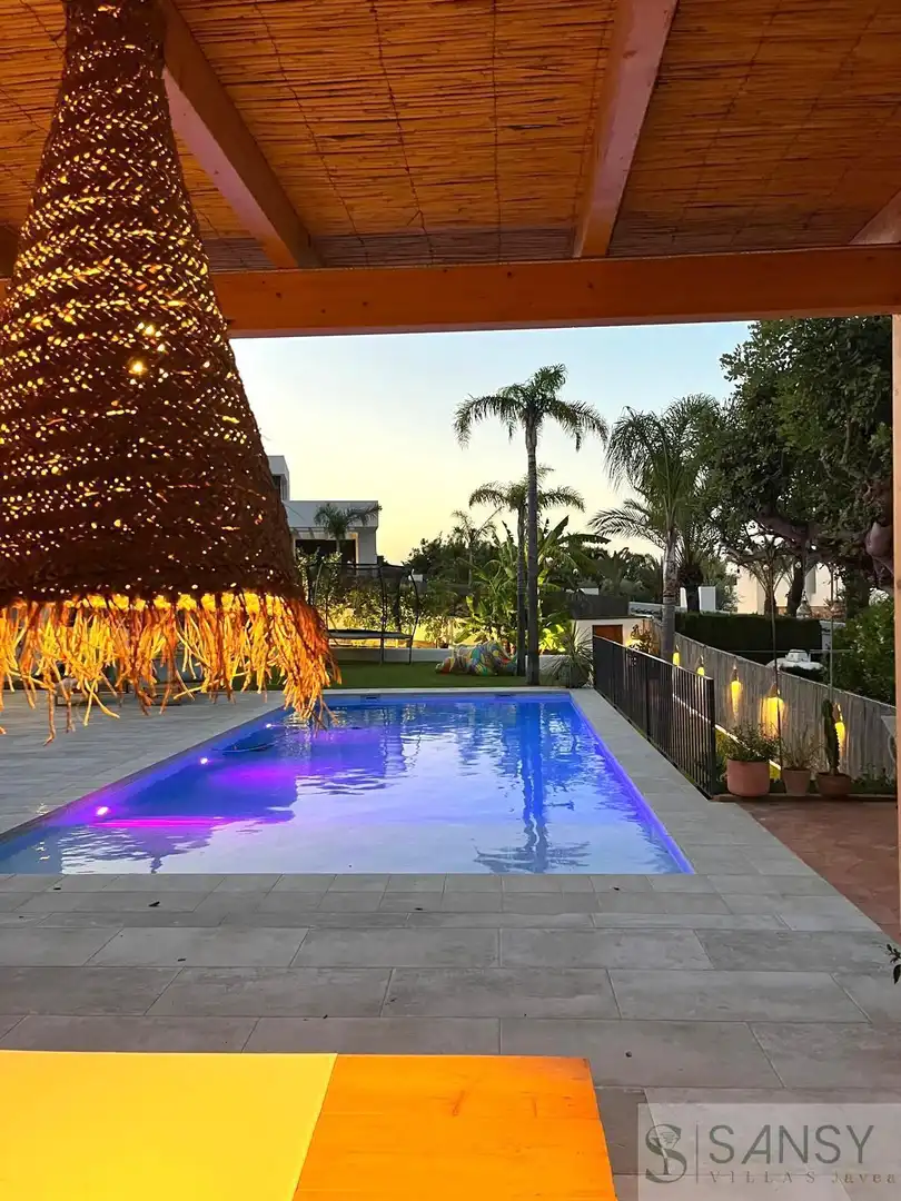 Swimming pool of Houses for sale in Jávea / Xàbia  with Air Conditioner, Heating and Terrace