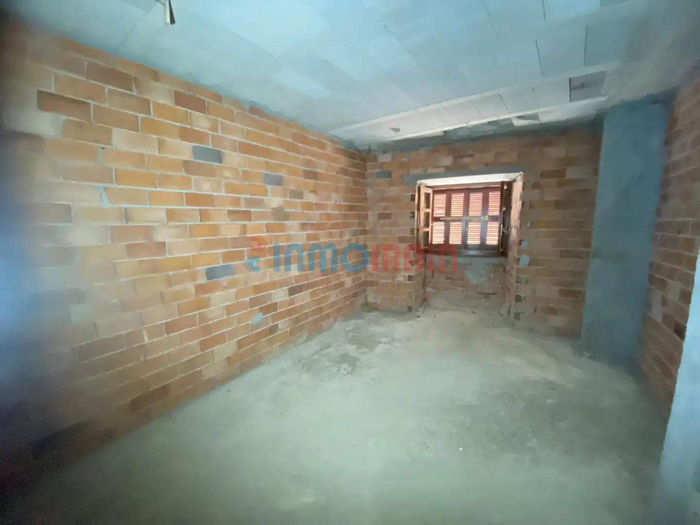 Piso en venta en Segura con Trastero
