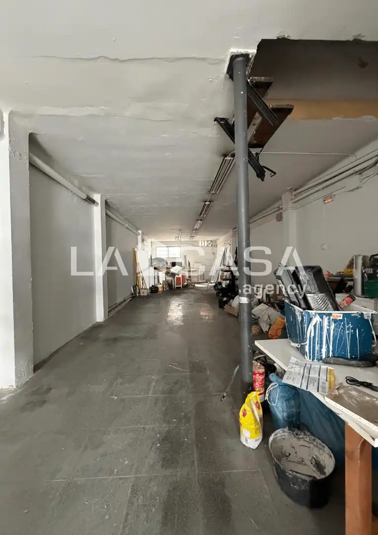 Local comercial en venda a Artigues - Llefià, imagen 2