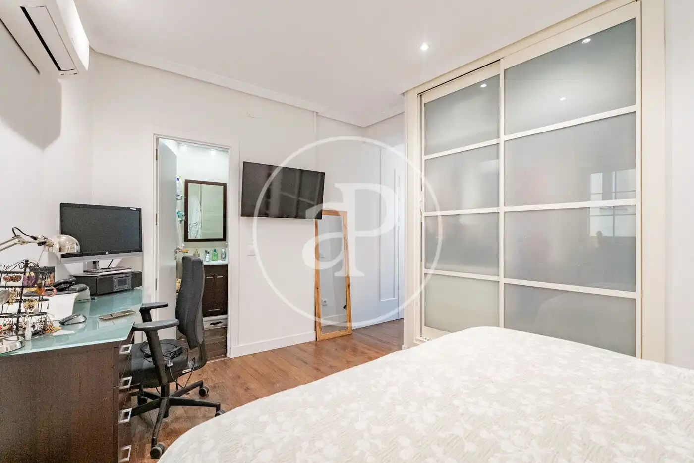 Habitación de Piso de alquiler en Madrid con Aire acondicionado y Calefacción