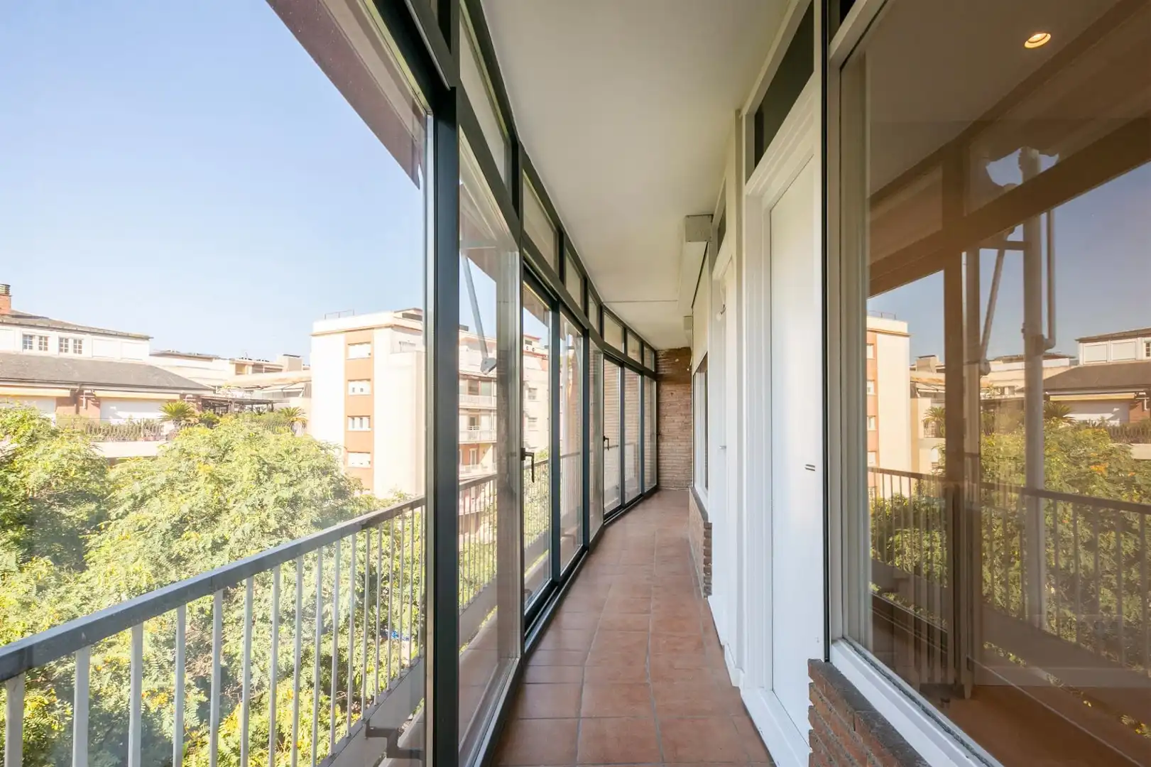 Wohnung mit Terrasse zur Miete in Ronda Ronda General Mitre, imagen 13
