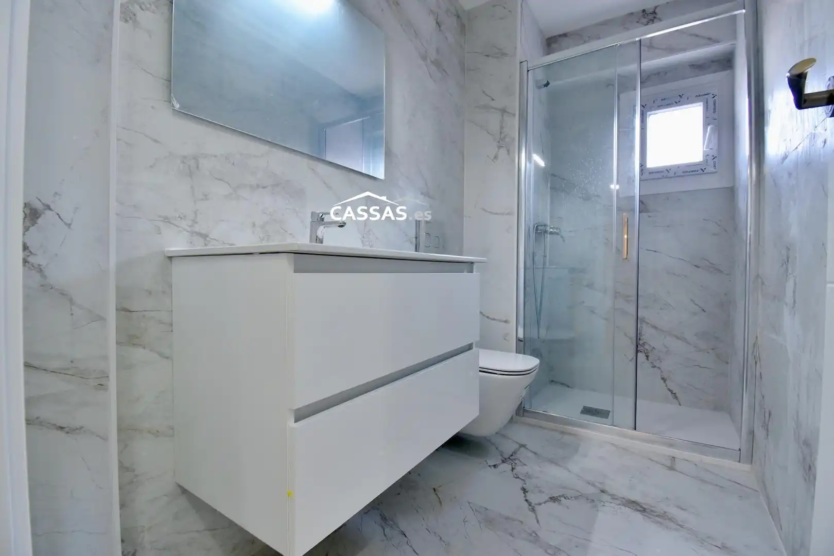 Baño de Piso en venta en Torrejón de Ardoz con Calefacción y Terraza