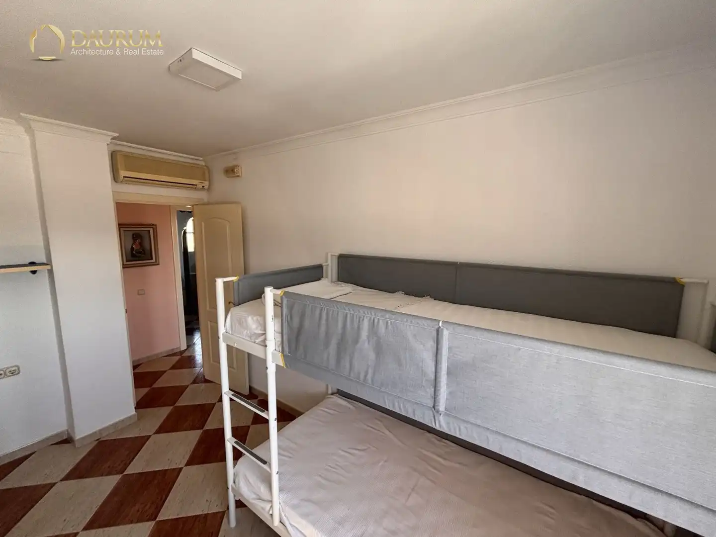 Habitación de Casa o chalet en venta en Alhaurín de la Torre con Aire acondicionado, Terraza y Trastero