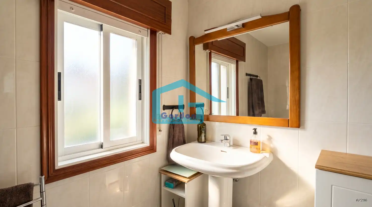 Baño de Ático en venta en Sanxenxo con Calefacción, Terraza y Amueblado