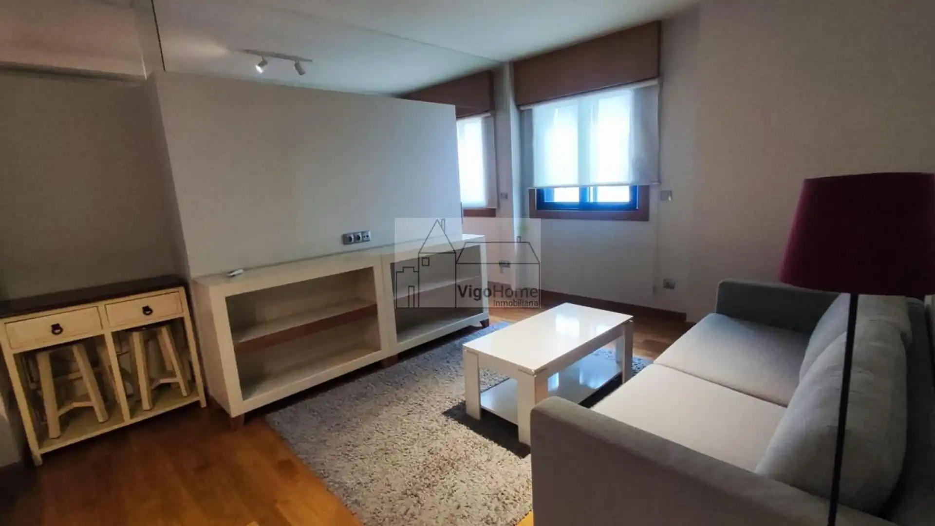Sala de estar de Apartamento de alquiler en Vigo  con Aire acondicionado, Calefacción y Parquet