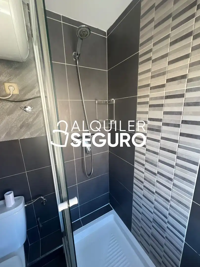Baño de Loft de alquiler en Madrid con Amueblado