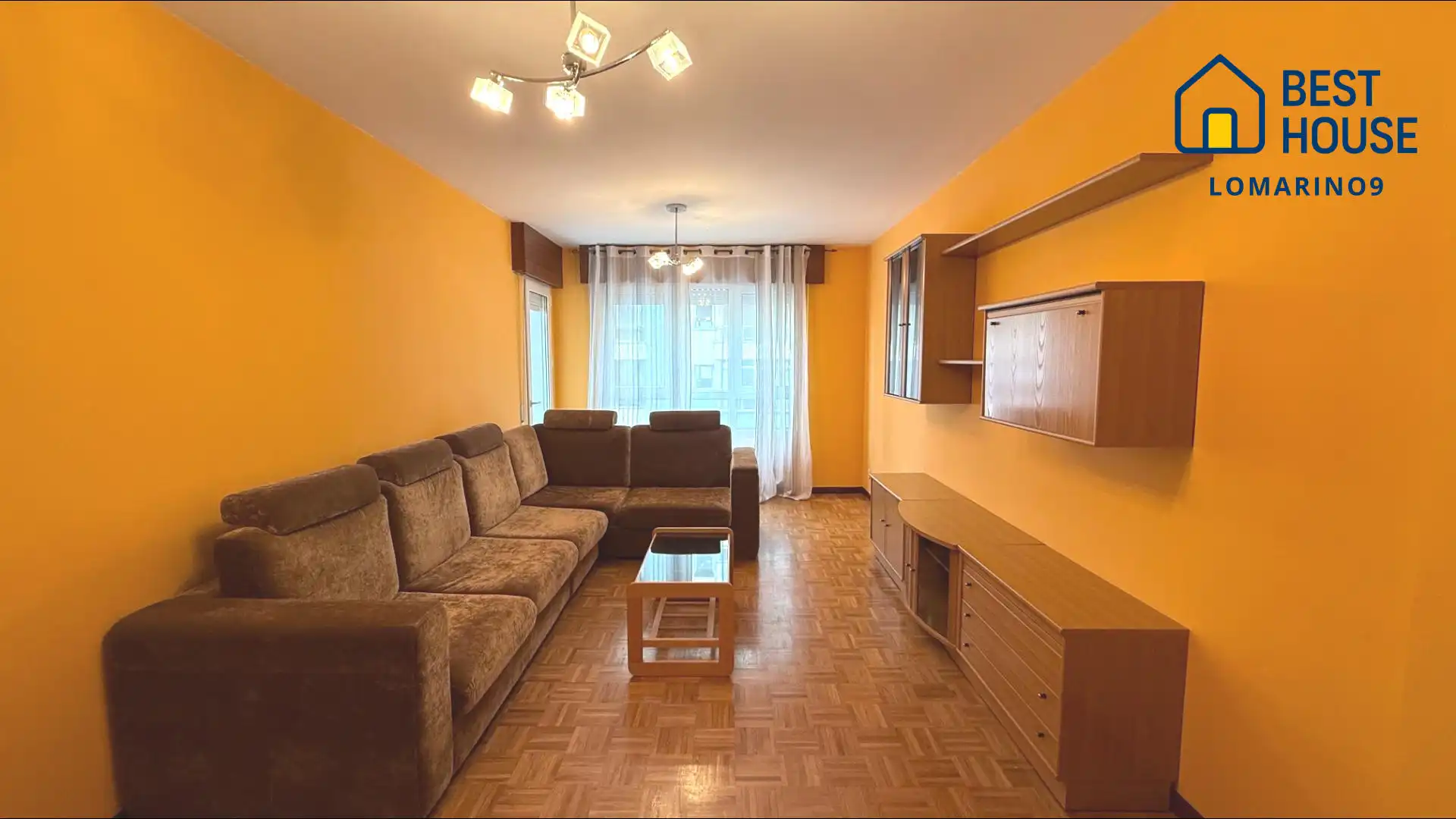 Sala de estar de Piso en venta en Vilagarcía de Arousa con Calefacción y Balcón