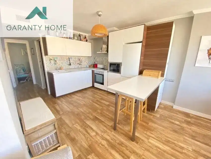 Cocina de Ático de alquiler en Málaga con Aire acondicionado, Calefacción y Jardín privado